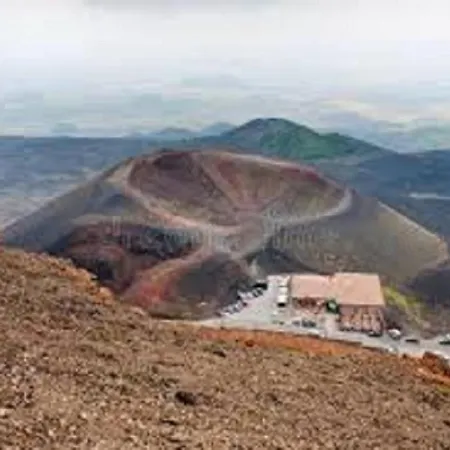 Semesterbostad Etna Cocus